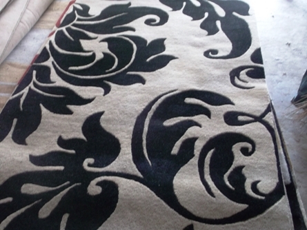 We are one of the most reliable carpet rugs & durries manufacturer and exporters of overseas markets.