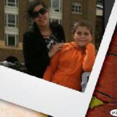 hi im sean im 12 and not exactly like the BEST person ever but im a good enough friend ;)
