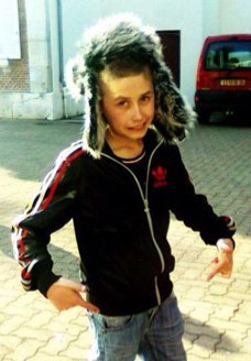 Fallow me . Dylan bobi-boulanger . 14 ans . Petit Gamer :p