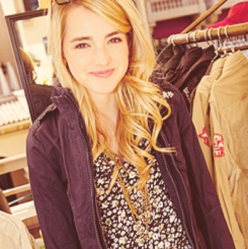 JoTaylorASRP's profile picture. Hi, I'm Jo Taylor. I'm an actress on the show Newtown High. #ASRP