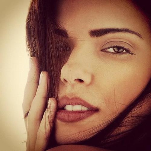 Hello to everyone! I'm Aslı.
This page is for @larissaburak We 
♥ Larissa Gacemer!!