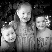 Tiffany Bukowski (@themomkowski) 's Twitter Profile Photo Tiffany Bukowski (@themomkowski) 's Twitter Profile Photo