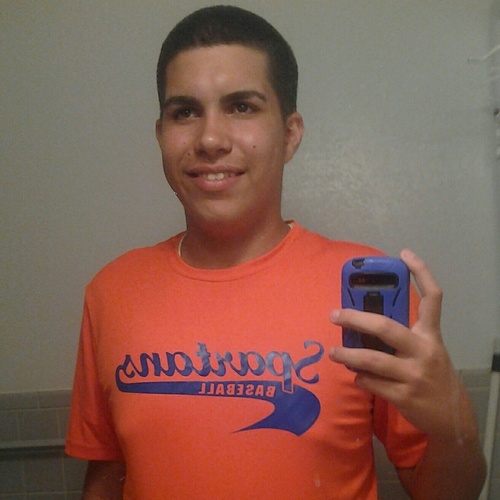 Evo_Eddie's profile picture. Baseball,Boricua,,nd living it up I just want u nd only u forgot the rest us against the world. follow me I follow bak