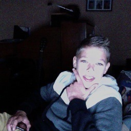 diederik, 16, 28-11, love gitaar, zeilen de veenhoop, voetbal, WEEKEND!, hate monday