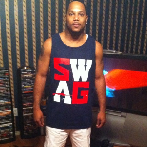 y_kingjames1981's profile picture. 