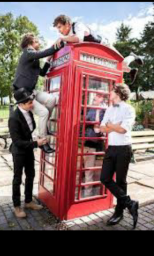 1Dlittlething_'s profile picture. 