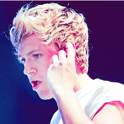 OMFGNialler's profile picture. One Direction is everything. Justin is sex. Banging Niall in the back of my dreams. Ed! It's Kingsley, bitch! Janoskians. Demi and Miley are my girl crushes †