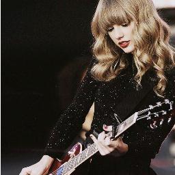 Enamorada de la fic de @EuroJCats enamorada #THG y #1D adoro el nuevo albun de Taylor #Red adoro a Taylor Swift, #Jcat es mi ultima palabra