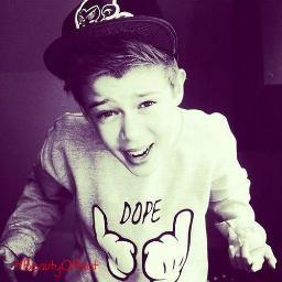 Druk op de followknop en de auto is voor jou || Wij gooien jou ! || Soms random tweets.