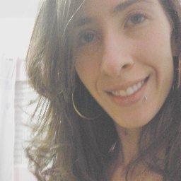 Desprovida de boas maneiras, de rude honestidade e uma certa acidez. 
Música, sempre música.
