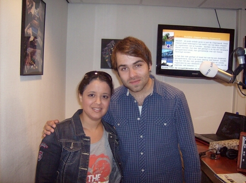 I'm A Big Fan Of @HansenTomas !!! He Is A Dutch Singer/Songwriter He Has Beautiful Voice!!! Follow Him Now!;-)