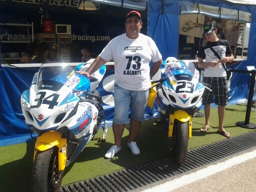 JoaqunCmaraCata's profile picture. El que pierde la compostura pierde la razon