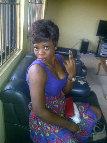I luv making fwends and an easy going person…ff to knw more abt me.