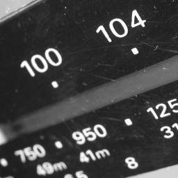 http://t.co/xyFZ1FOnlh - Radiotelefonía desde internet.
