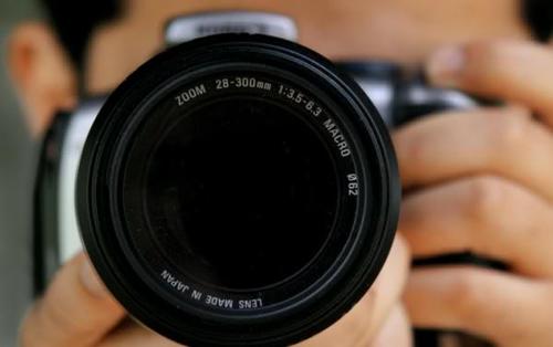 (18+) If you love to share your amateur shots. Then send your pics here; for all to see!