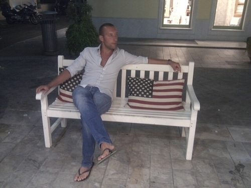 t_peruzzi's profile picture. 