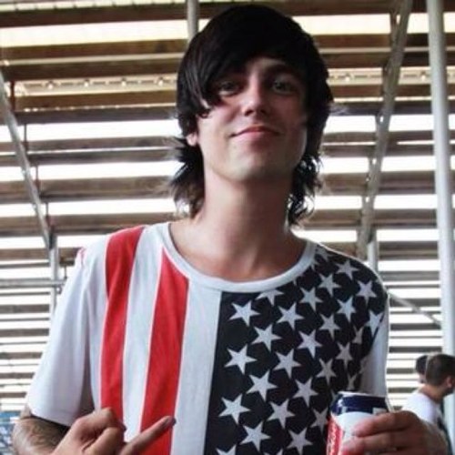 And you're such a pretty, pretty face. But you turned into a pretty big waste of my time.