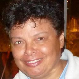terapeuta psicosomática, escritora, bloguera, youtuber, locutora.