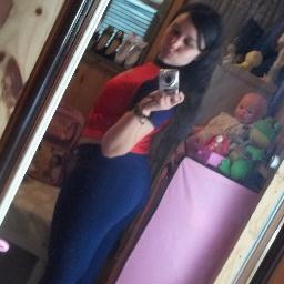 Não sou de tweetar e sim de ficar vendo o ke os outros tweetam de tão interessante, kkk