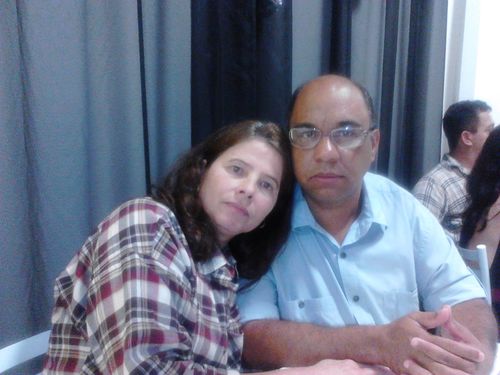 Conservador, Cristão, pai de 02 filhos, marido de uma só mulher, Só o Senhor é Deus.