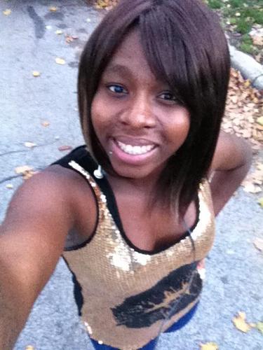 Randomm_Post's profile picture. 