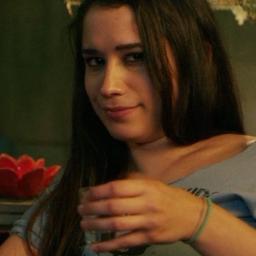 HearSarahRoar's profile picture. Vote for Vodka ... or Obama living the life at @burnsidetv aka @michellemacedom