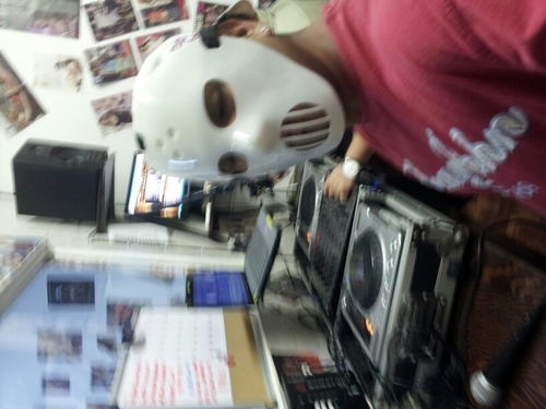 defendingearth's profile picture. hey its Tito. most of you know me as EterniTrock the Titus from the D.E. crew