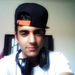 Delas , eu sou preferencia ;)