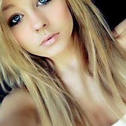 Hi im Lindsay Brown. Singer, Dancer, Gymnast, Cheerleader and Actress! :D