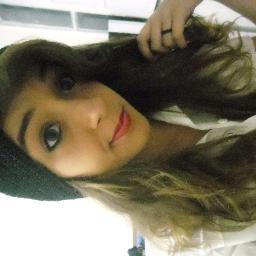 15,dançarina, ñ sei ficar sem o twitter..(=
eu sou assim..não vai adiantar eu ficar falando aki...basta me seguir ,que vc descobre quem sou eu..(=