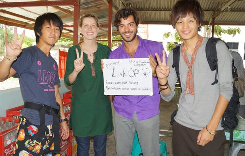 来年、世界一周をもくろむ二人の大学生が世界をつなぐきっかけになろうと立ち上げたプロジェクトLink Up。定期的に更新していくのでフォローよろしくお願いします！