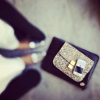 student11s. into photography&designing. queen of jan♡. classy style.