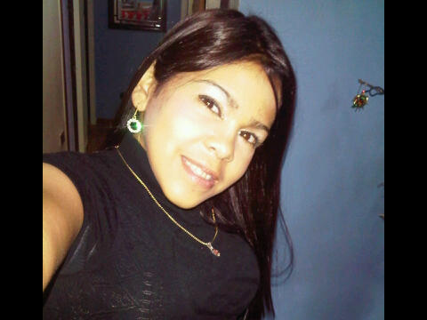 Mi pin:2638F360  mi cumple 7-01                   100% caraquista y vinotinto☺. amo a @CDCrock.