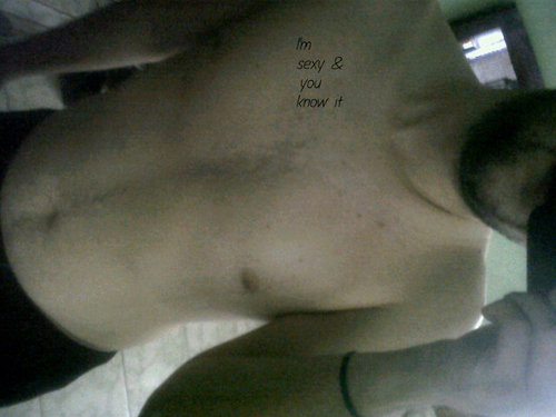 Maracucho, 25, casi mudo, buscando lo que no se me ha perdido. Do you have what I am looking for? Give it to me.