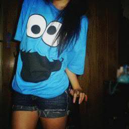 Yess am Creepy and awkward ^_^'