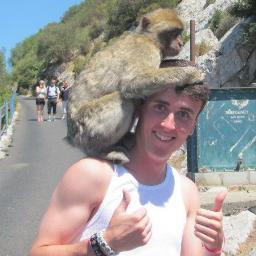 doyouevenliftm8's profile picture. i rarely lift.