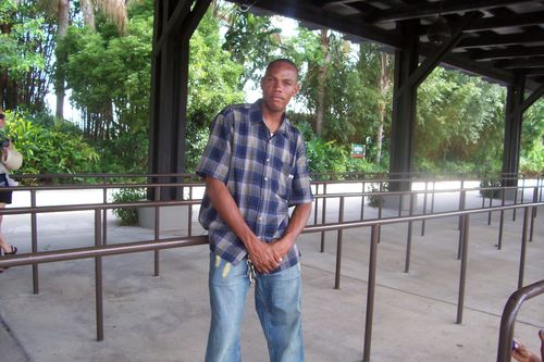 lawfordhill/facebook.com lawford.hill1@skype.com to follow in the usa tex lawfordhill to 40404