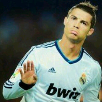 royal_duplicate's profile picture. انا هنا لكي اعرف تاريخ مدريد و اساطيرها و اعرف ماهو تاريخ فشلونه الذي يعشقه الفتيات و الاطفال !!