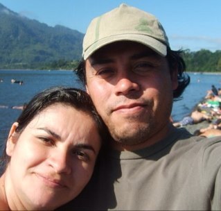 Kinesiologo de corazón, Mapuche, futbolero, hincha de la U. de Chile.