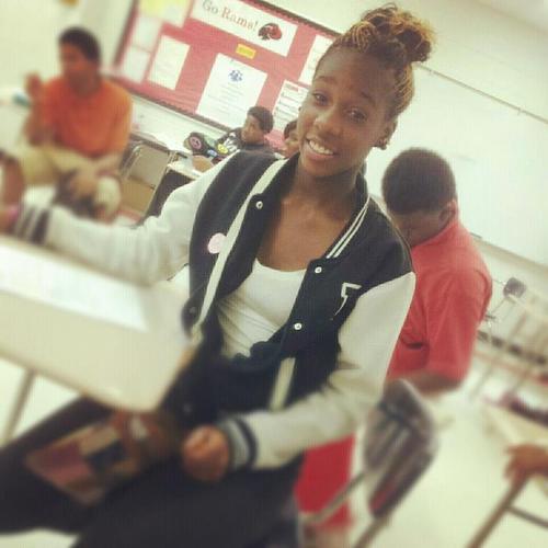 SINGLEEEEEEEEEEE