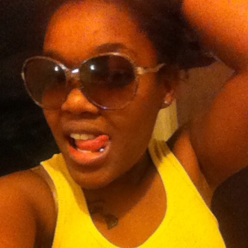 Eye_AdOre_meh's profile picture. Aiint nO future iin frOntiin', I hate liiars & Cheaters w| a passiiOn; Sereniity, hOpe, Couraqe, faiith, lOyalty, lOve, strenqth  

Tant de vie tant D'espoir