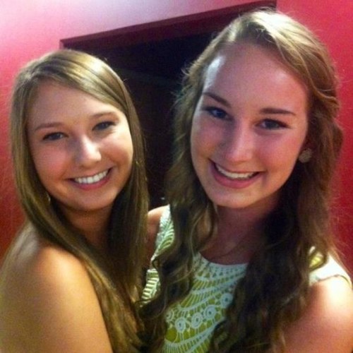 Chloebirch13's profile picture. 