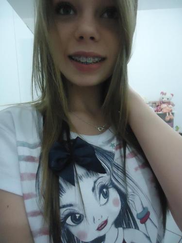 qm me conhece saabe' hooho'  :))   
      seguee?sigo devooolta'  :D