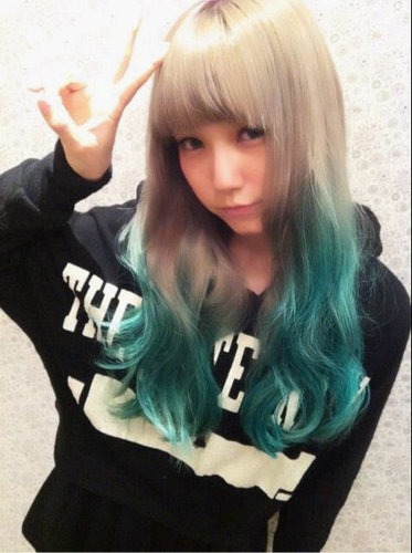 SCANDAL Mami From @JAPANESE_RP
Born: 21th of Mei, 1990
Know As Mami-Tasu or Tasupo :3
Lead Guitarist and Backing Vocal
@ = Follback