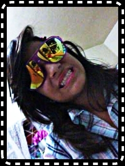 Amo pizza , sou doida mesmo , odeio falsidade amo oque eu sou não gosto fassa melhor reacaque e mato!♪♫