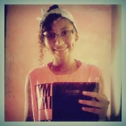 Fany, Manaus-AM, FLAMENGUISTA FANÁTICA, Reggae, Rap, Jah, BISSEXUAL, Paz, rastafari, faço merda e foda-se o que os outros pensam. 2BJS :*