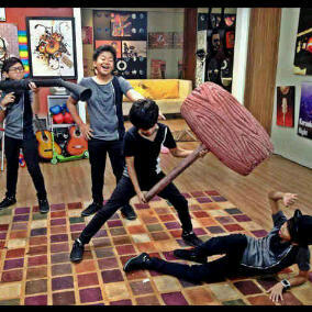 We are Comate from ciledug. And never be Haters. LAFFSOMUCH and SUPPORT @iqbaale @bastiansteel @teukuryzki @alvaromaldini1 @coboyjr♥