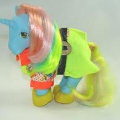 Likes to bake cupcakes and sweets. My sister is @Mlp_Atutmn_Bell. come by my cart sometime. (( GMT -5))