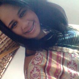 Os meus dias são movidos por:
desejo, alegria, diversão, sedução, felicidade, bobeiras, amor, romance, sucesso e sorrisos.
Bem vindo, essa sou eu!