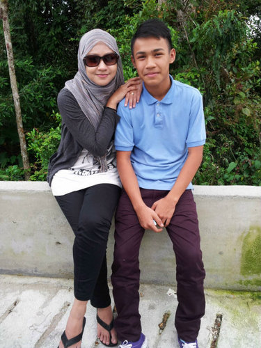 Deisel31's profile picture. Hi I'm aidiel albakri..:)